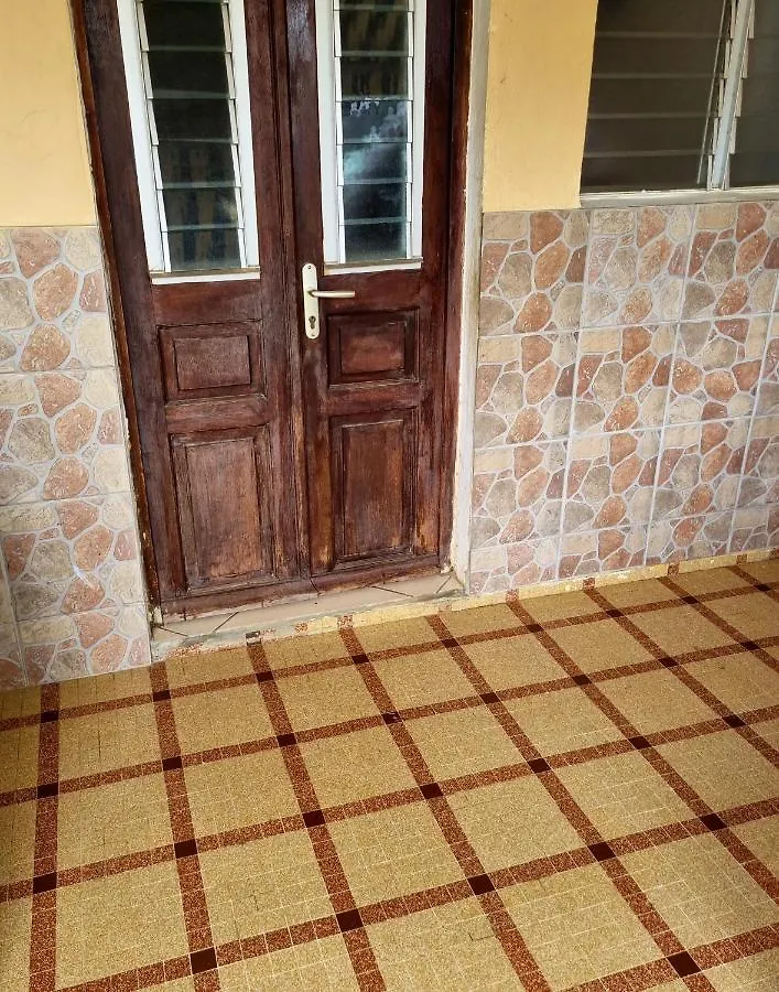 Maison Charmante Au Robert Avec Jardin Et Tennis A Proximite Le Robert Martinique